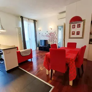  Apartamento The Red In With Free Parking