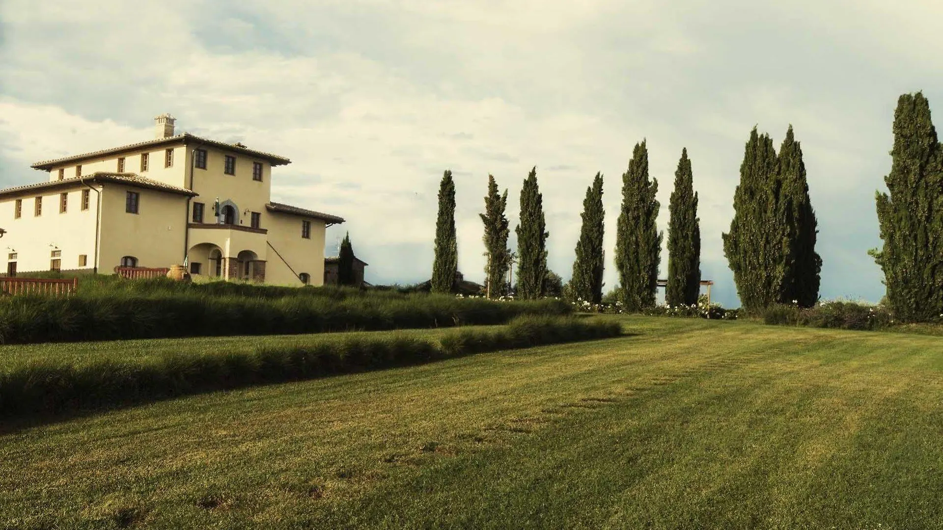 Casale Podernovo Apartment Terricciola